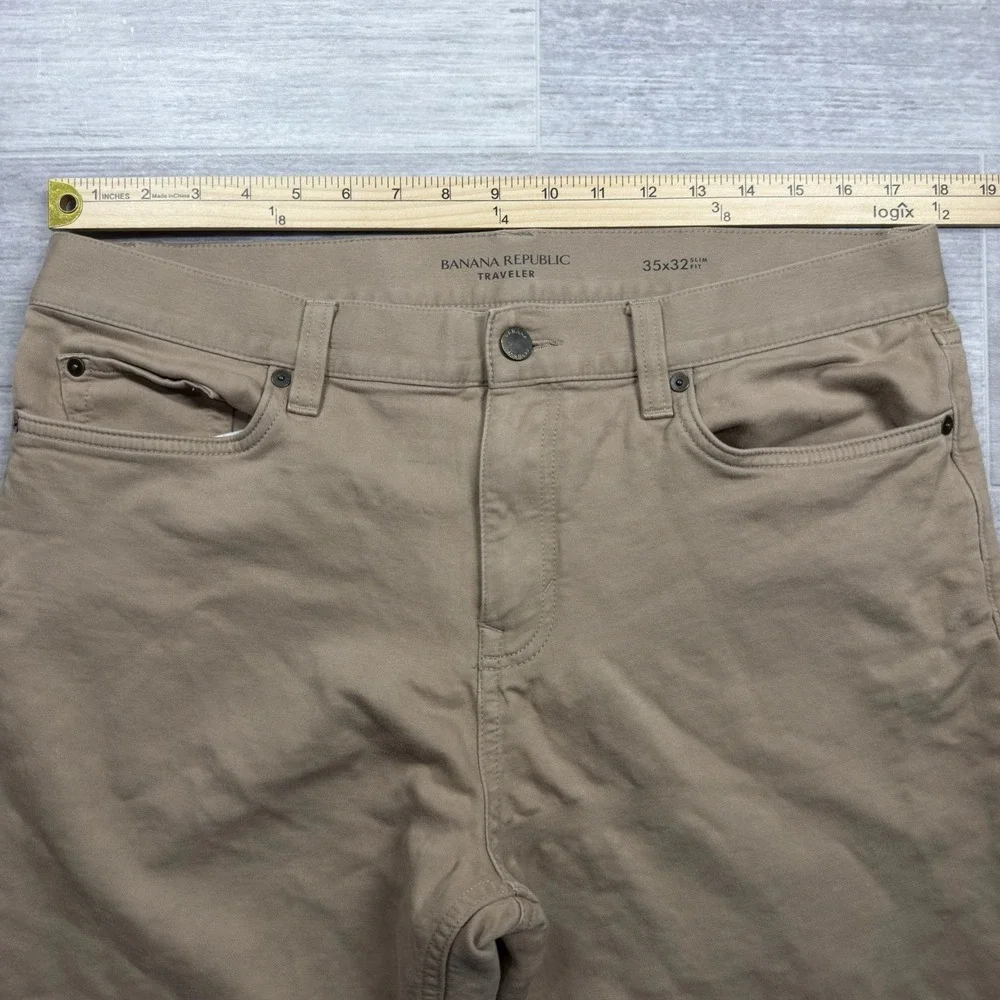 Banana Republic Traveler Pants 35 x 32 Slim Fit Khaki Stretch‎ Chino Men's Beige